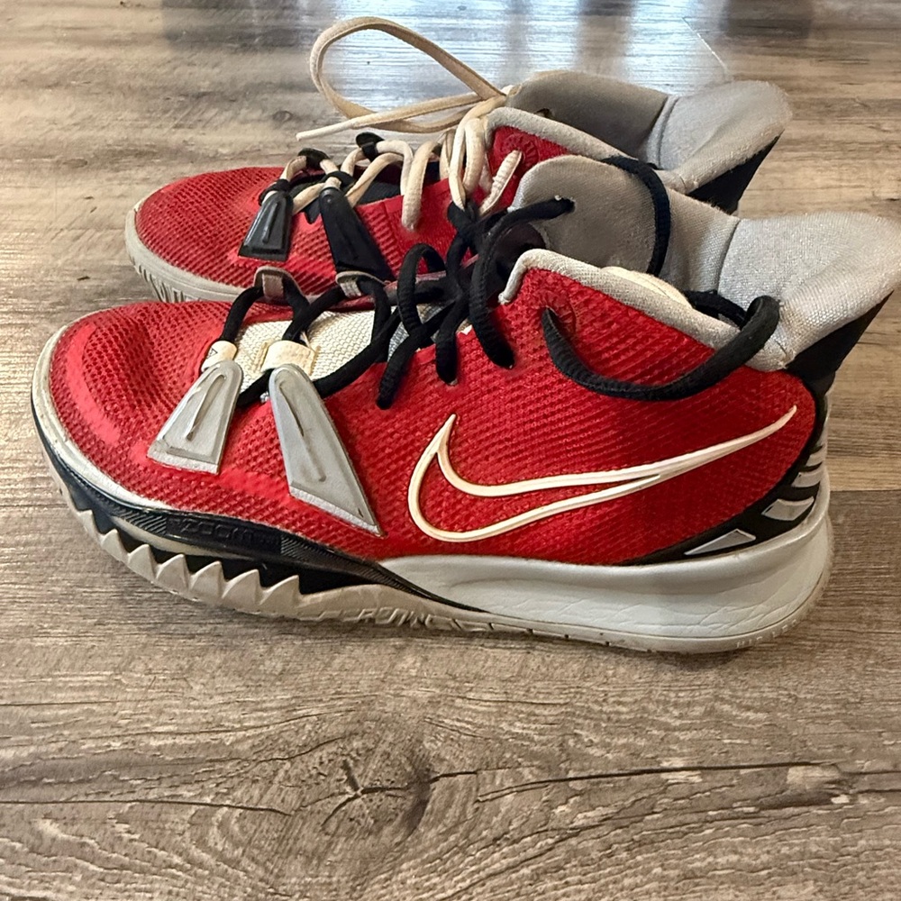 Nike Kids Red and Black Sneakers